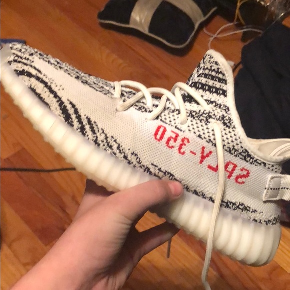 Yeezy boost 350 v2 - Picture 3 of 8